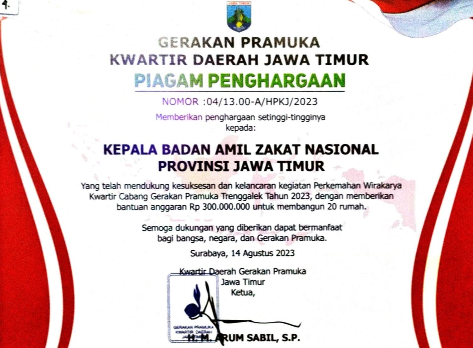 Piag Dukungan pada Perkemahan Wirakarya Kwartir Cabang Gerakan Pramuka Trenggalek 2023 melalui bantuan Rp300.000.000 untuk pembangunan 20 rumah